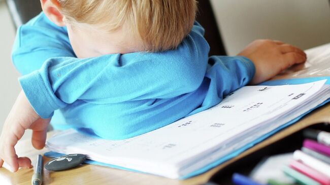 В Узбекистане школьников испугали информацией о сокращении летних каникул