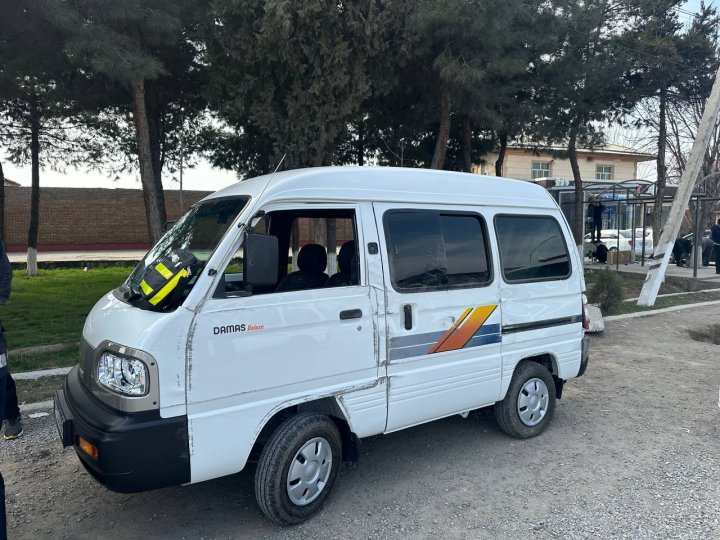 В Андижане столкнулись два автомобиля «Damas»