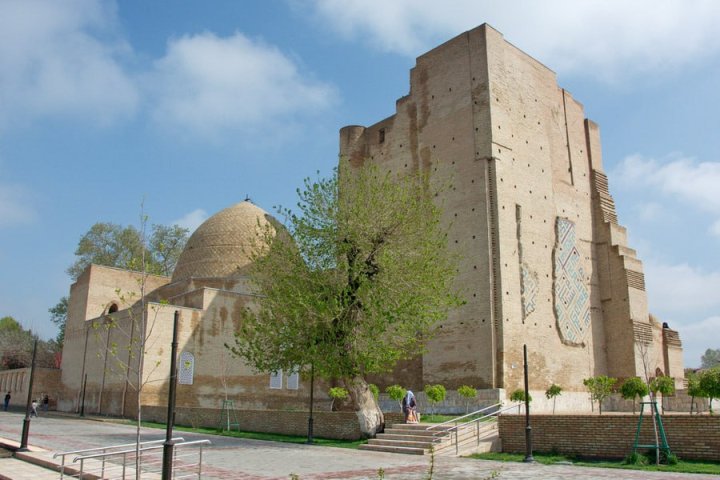 В Узбекистане создадут цифровую копию древнего мавзолея Дорус-Саодат в Шахрисабзе