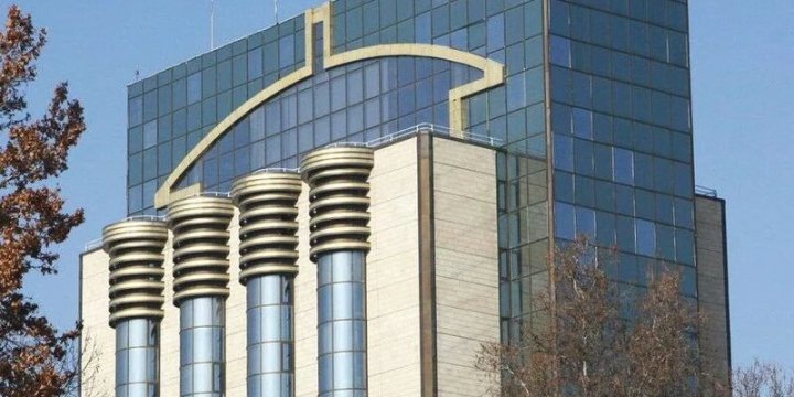 ЦБ Узбекистана в 2024 году наказал почти 650 банковских работников