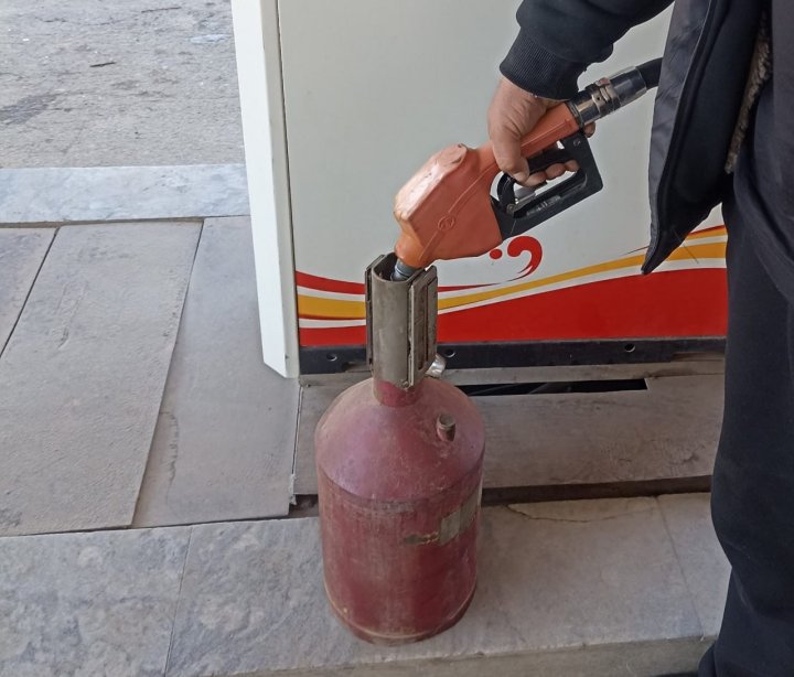 В Кашкадарье оштрафовали АЗС за просрочку прохождения проверки топливораздаточных колонок