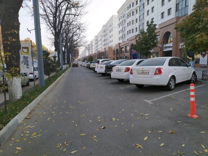 В Ташкенте назвали максимальный тариф платных парковок