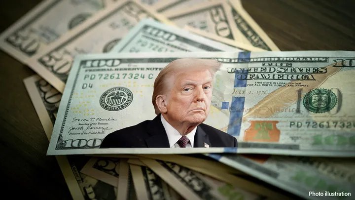 Портрет Дональда Трампа предлагают разместить на купюре номиналом в 100 долларов