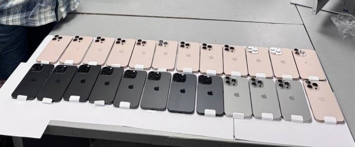 В международном аэропорту Ташкента сотрудники таможни пресекли контрабанду «iPhone»