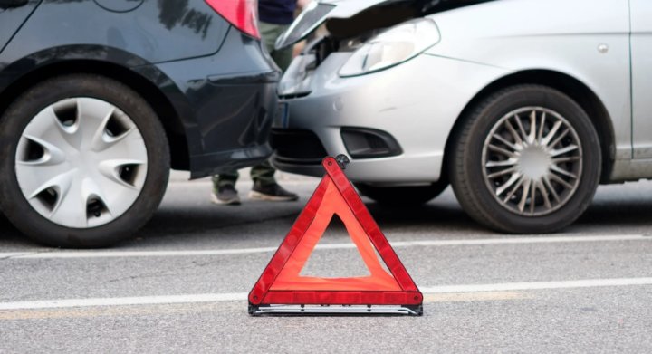 В Ташкенте столкнулись три автомобиля