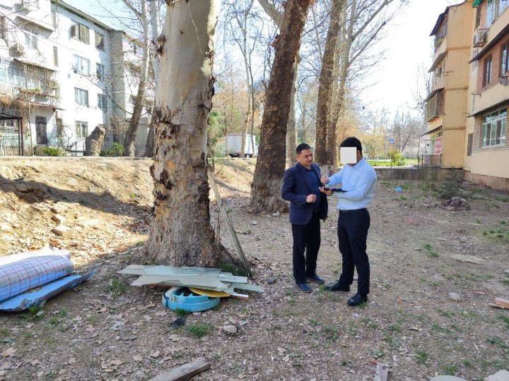 В Ташкенте экологи продолжают наказывать граждан за выброшенный мусор в неположенном месте