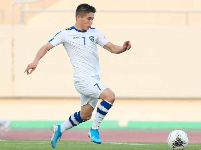 Новый тренер сборной Узбекистана отказался от 23-летнего вингера из клуба ОАЭ