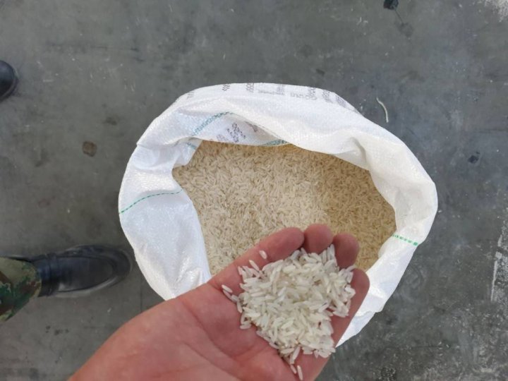 В Ташкентской области пресекли два случая незаконного вывоза риса