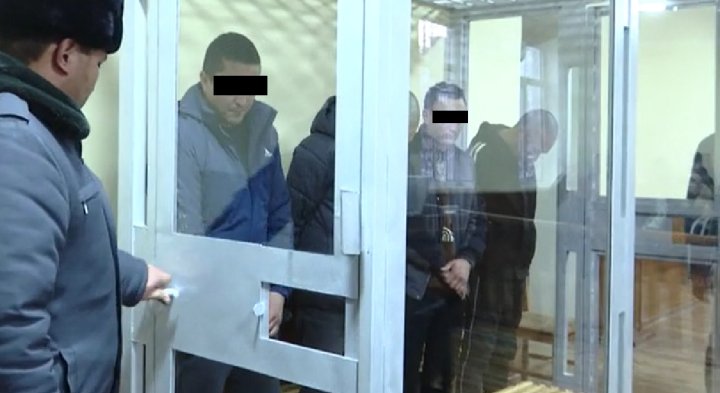 В Ферганской области вынесли приговор нескольким мужчинам, которые незаконно пересекли границу
