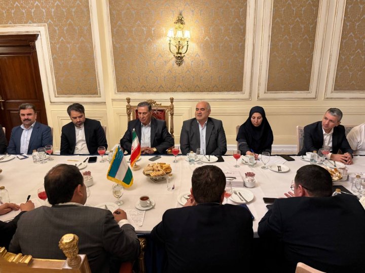 Узбекистан и Иран подписали соглашение о деловом совете