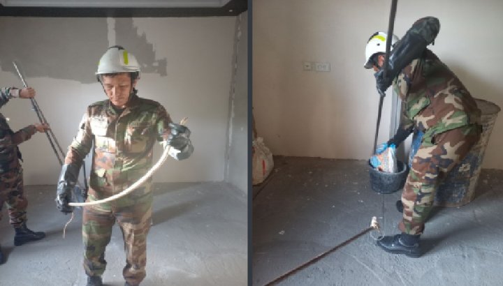 В Кашкадарье сотрудники МЧС поймали змею, которая пробралась в жилой дом