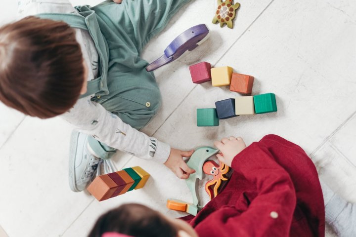 В России намерены зачислять детей мигрантов в детсады со справкой об инфекциях