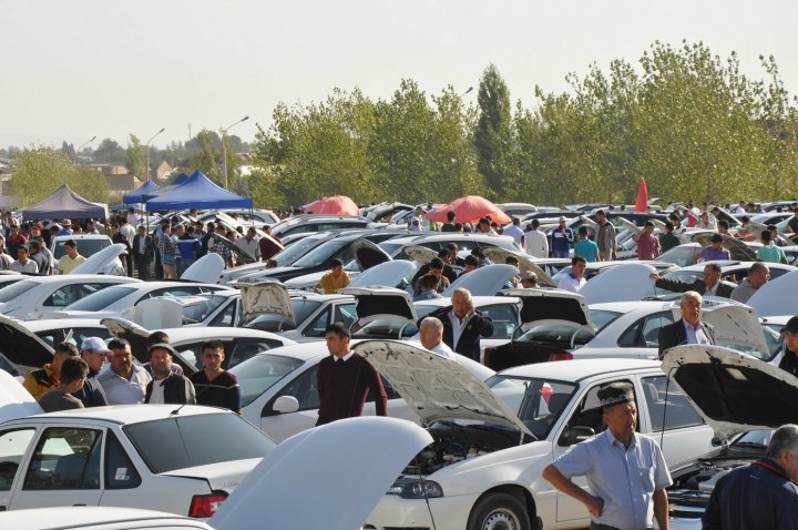 Рынок продажи автомобилей в Узбекистане упал почти на 33%