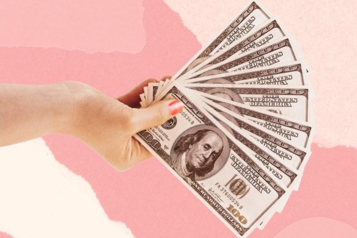 В Узбекистане продолжает укрепляться доллар