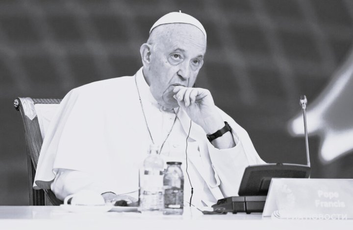 Папа Римский Франциск скончался