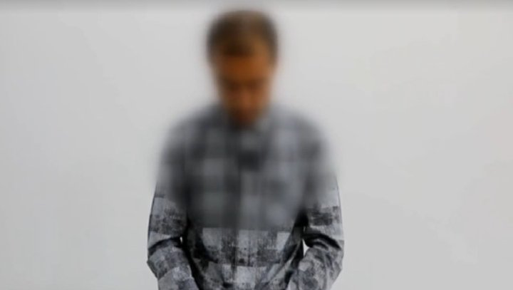 Мужчина, избивший сотрудника ДПС в Кашкадарье, плачет и просит прощения - видео