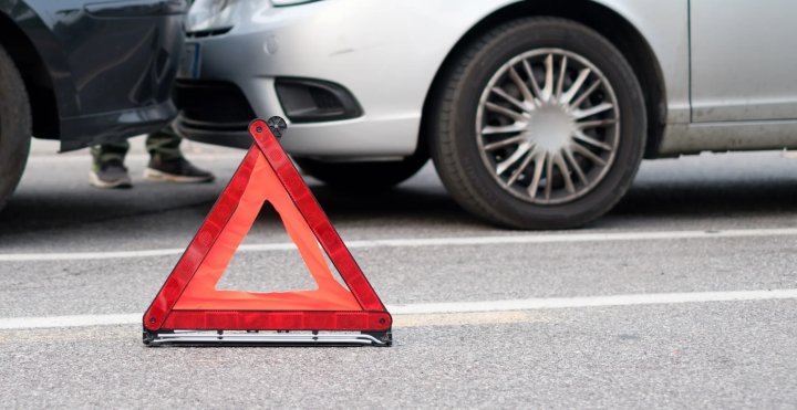 В результате ДТП в Мирабадском районе пострадал водитель автомобиля «BYD»