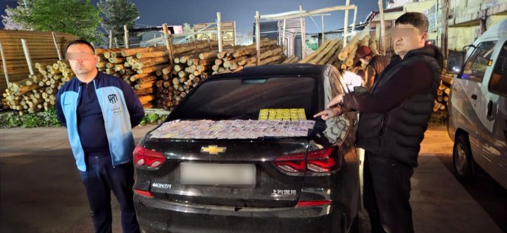 В Джизаке задержаны торговцы марихуаной из Сырдарьи и Самарканда