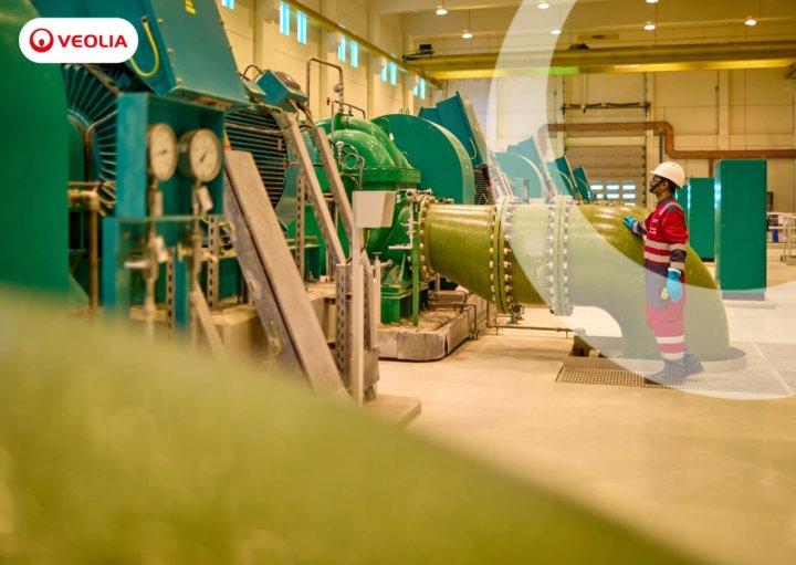 В некоторых локациях Мирабадского района временно снизили температуру и давление горячей воды