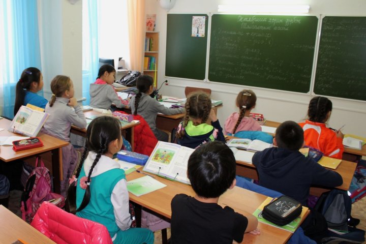 Бесплатная продлёнка, отдых в лагерях, двойная стипендия: В Узбекистане детям из малообеспеченных семей предоставят ряд льгот