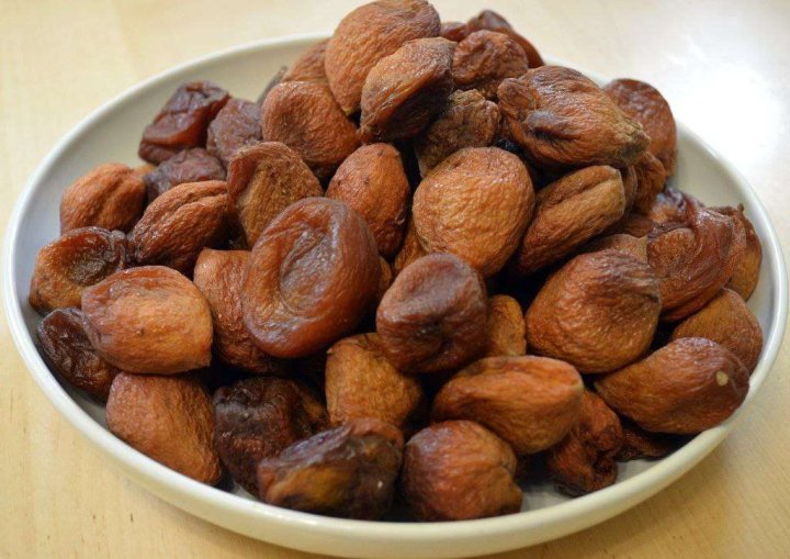 Казахстан стал главным покупателем сушеного абрикоса из Узбекистана