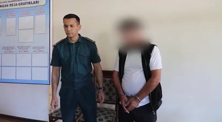 В Навои мужчина устал платить штрафы за ПДД и набросился на сотрудника ДПС