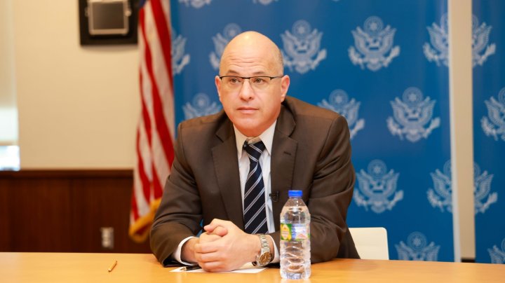 Посол США в Узбекистане рассказал, почему узбекистанцам часто отказывают в визе