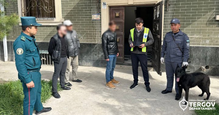 В Самарканде двое мужчин совершили разбойное нападение на квартиру мужчины, вооружившись ножом