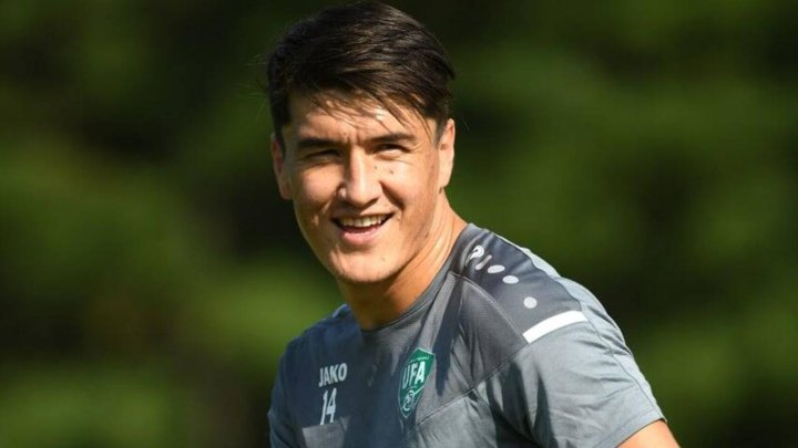 Решающий гол узбекского футболиста Эльдора Шомуродова принёс «Роме» победу и звание лучшего игрока матча