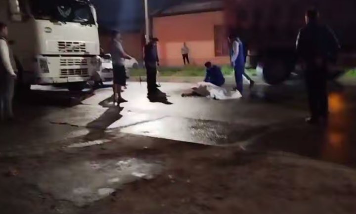 В Ташкенте водитель грузовика «HOWO» насмерть сбил пешехода