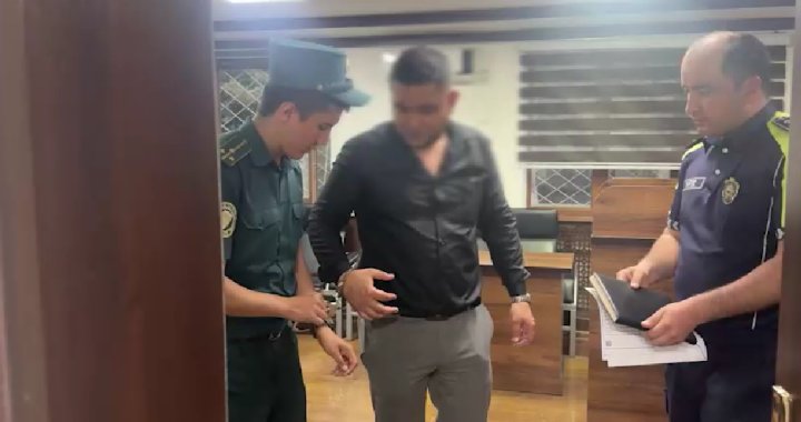Житель Бухары получил наказание за размещение в соцсетях видео, порочащего честь и достоинство сотрудника ОВД
