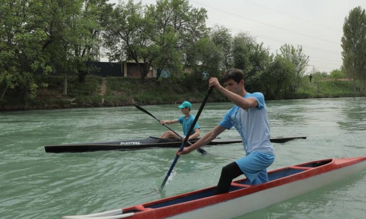 В Чирчике открыта спортивная база для гребли