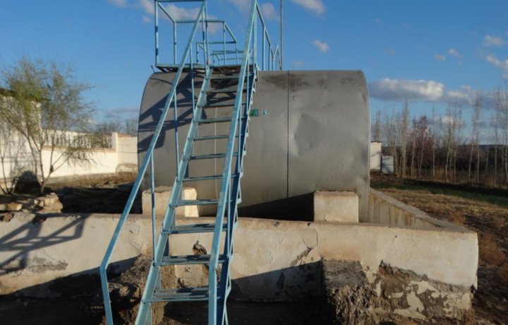 В Хорезме погиб парень, отравившись парами топлива при очистке цистерны