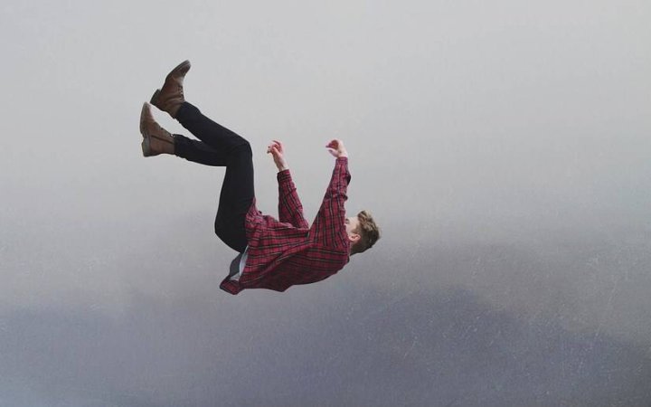 В России 67-летний узбекистанец разбился насмерть с высоты 23 этажа