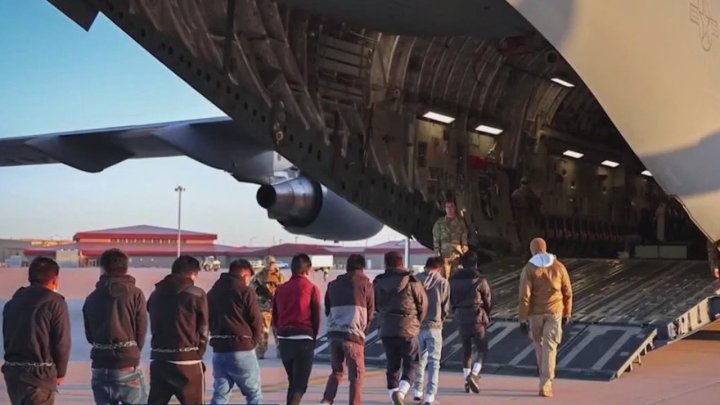 Власти США отправили нелегальных мигрантов в Ташкент