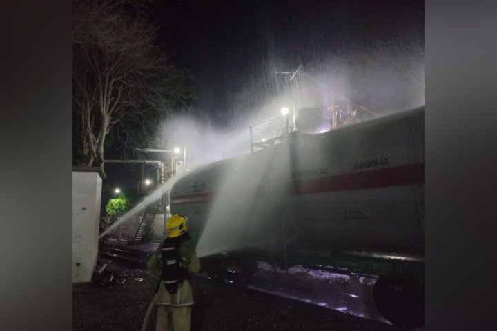 На химическом заводе в Коканде произошла утечка аммиака — видео