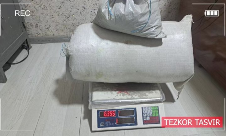 У жителя Андижанской области выявили плантацию наркотикосодержащих растений и 6,3кг наркотиков