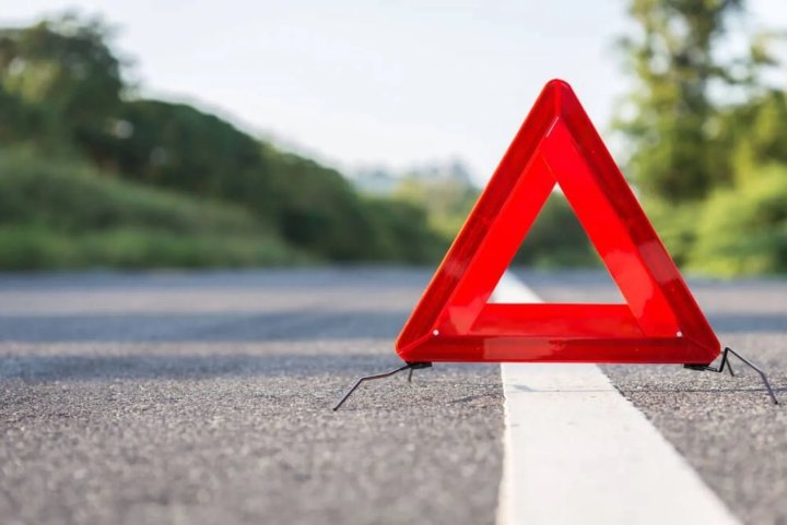 В Ташкенте столкнулись два автомобиля «BYD» и два автомобиля «Malibu»