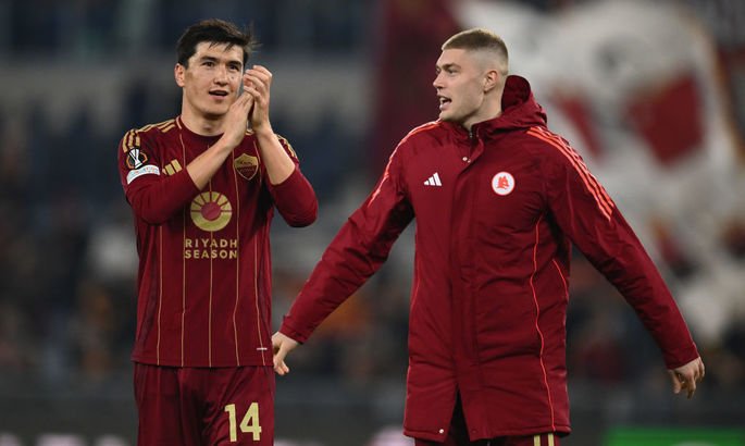 Вернут украинца: Узбекскому футболисту Элдору Шомуродову станет легче дышать в «Роме»