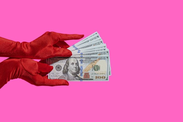 В Узбекистане обновили курс иностранных валют на 6 мая