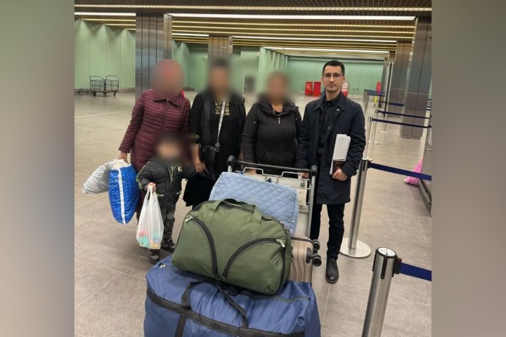 В России узбекистанец бросил беременную жену с семьёй