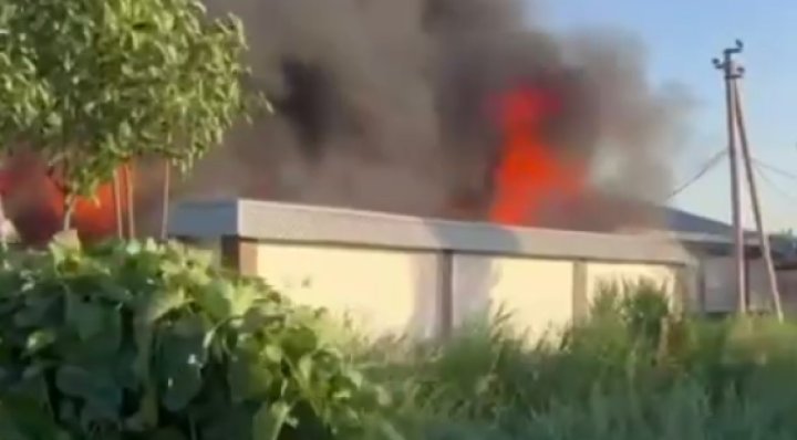 На производственном предприятии в Ташкенте произошёл пожар