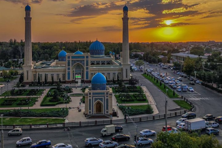 Россиян предостерегли от поездок в Узбекистан