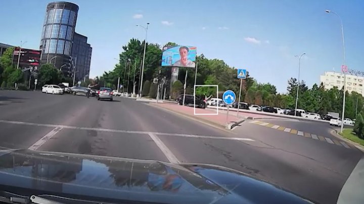 В Ташкенте водитель BYD совершил наезд на женщину, переходившую дорогу по пешеходному переходу