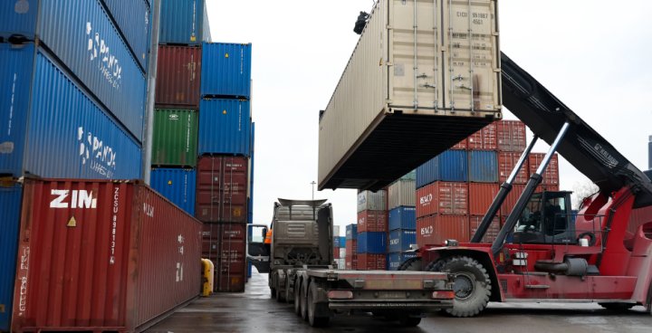 Внешний торговый оборот Узбекистана вырос почти на 16%