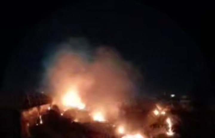 В Сергелийском районе загорелась теплица