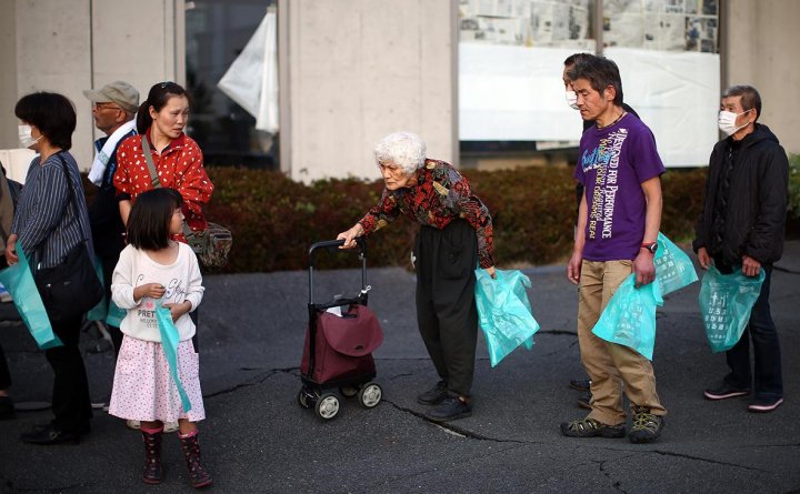 Население Японии снижается 44 год подряд