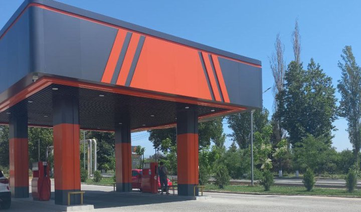 На двух АЗС в Ташкентской области торговали некачественным бензином