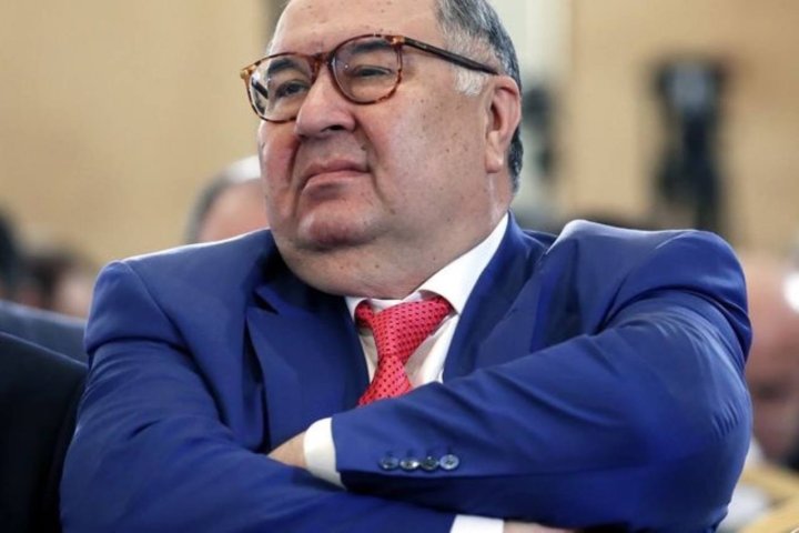 Гамбургский суд встал на защиту Алишера Усманова в деле о яхте Dilbar