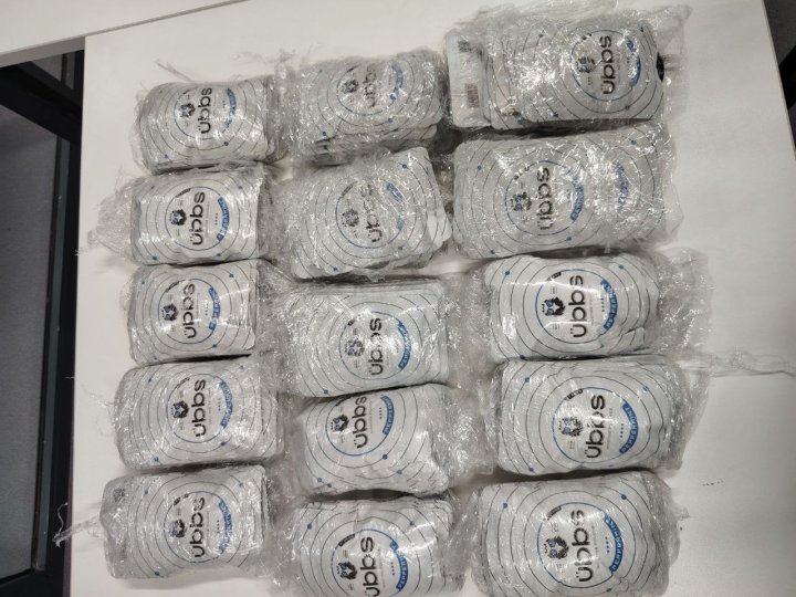 В Ташкентской области сотрудники таможни пресекли контрабанду снюса